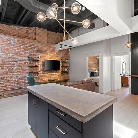 Апартаменти The Goodman: Front Street Flats Бельвіль Екстер'єр фото