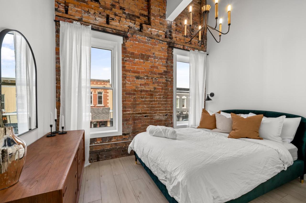 Апартаменти The Goodman: Front Street Flats Бельвіль Екстер'єр фото